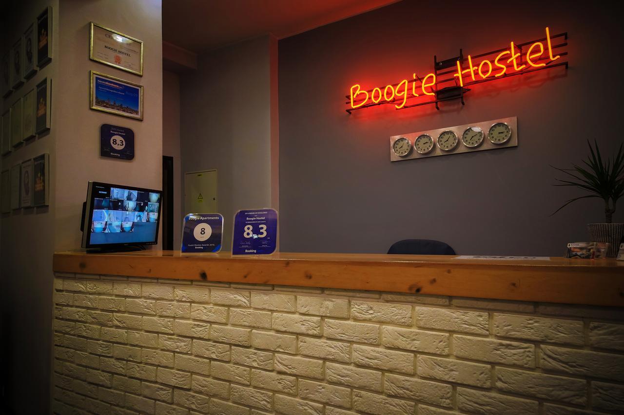 Glow Hostel Wroclaw Bagian luar foto